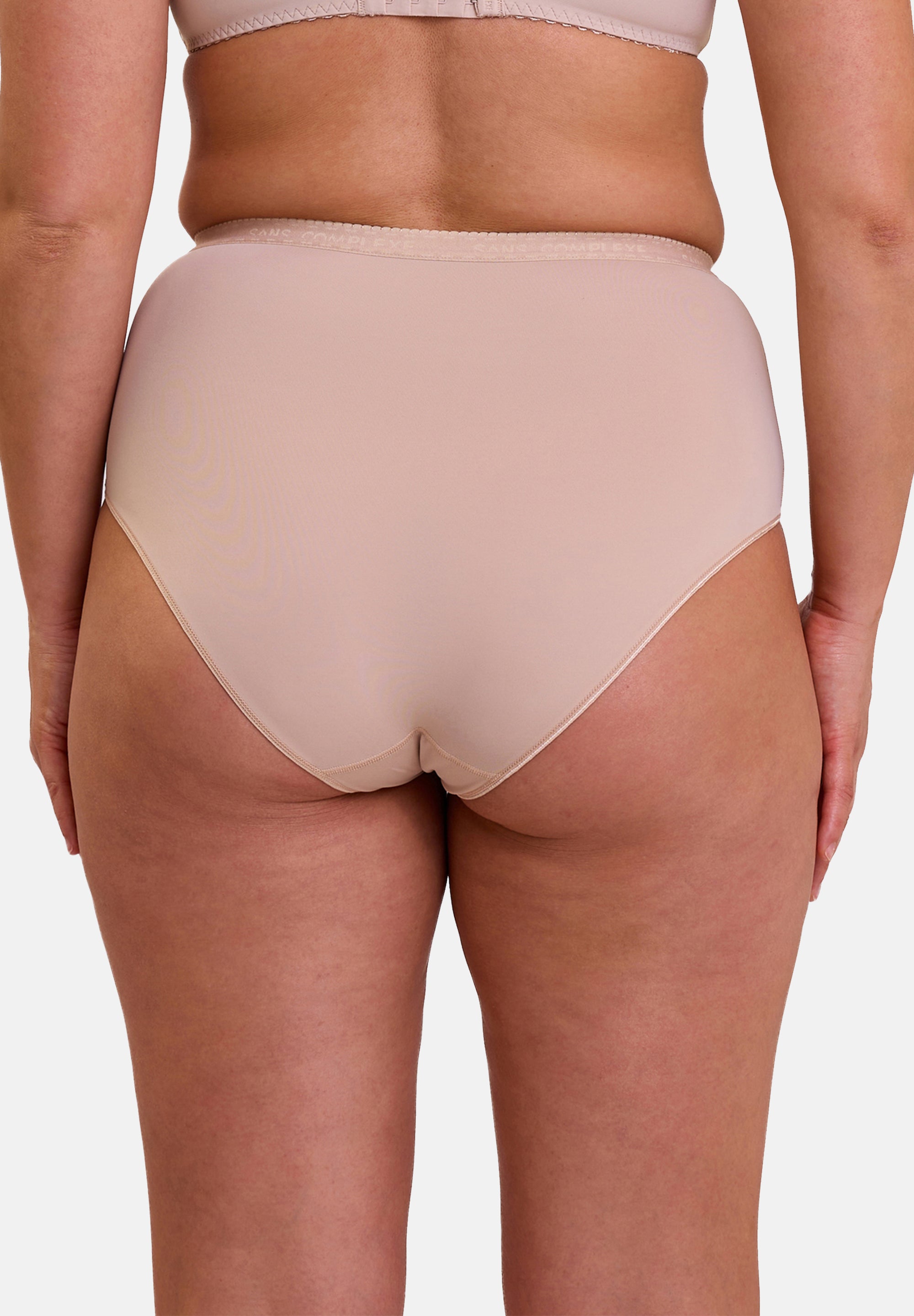 Briefs Perfect lift MIDI Skin