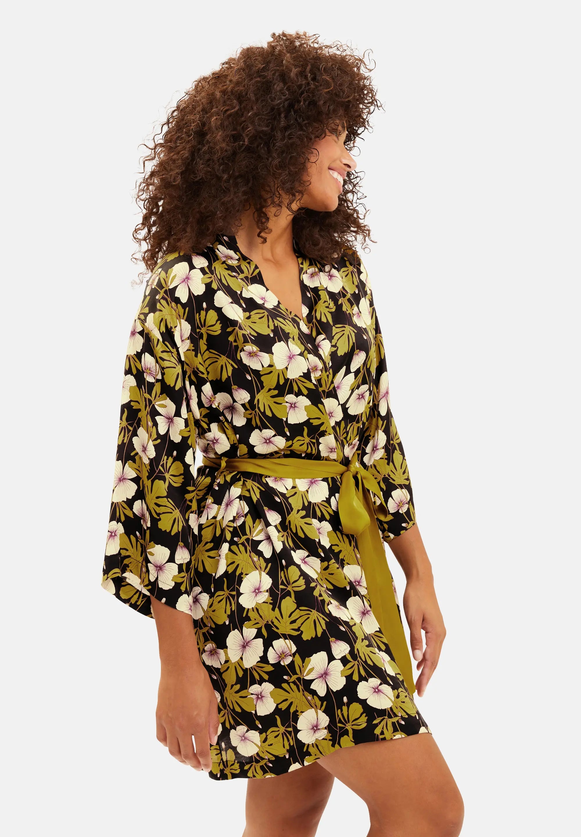 Kimono Trendy Mix Black Monstera Leaf Print